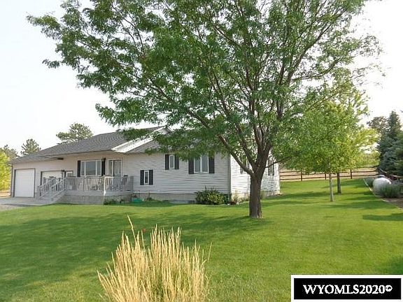 3rd image of 10 Lake Side Dr
