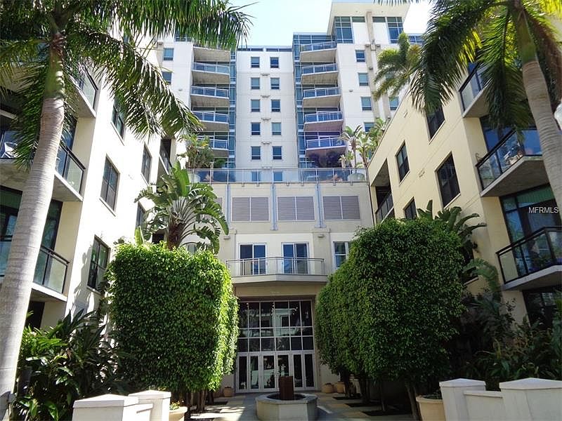 1st image of 400 4th Ave S APT 708