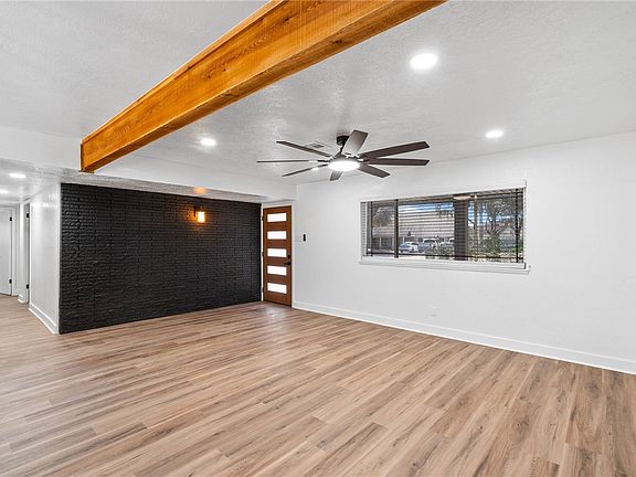 4th image of 11134 Forest Hill Ln