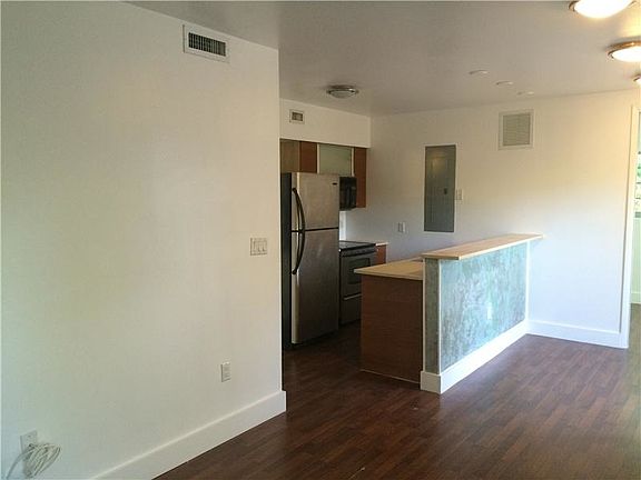 3rd image of 7035 Rue Granville