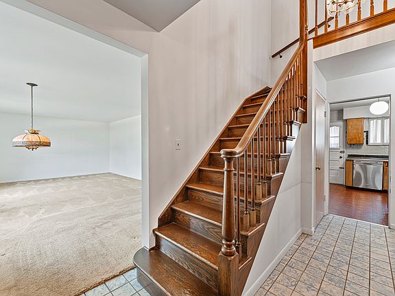 2nd image of 9701 Kedvale Ave