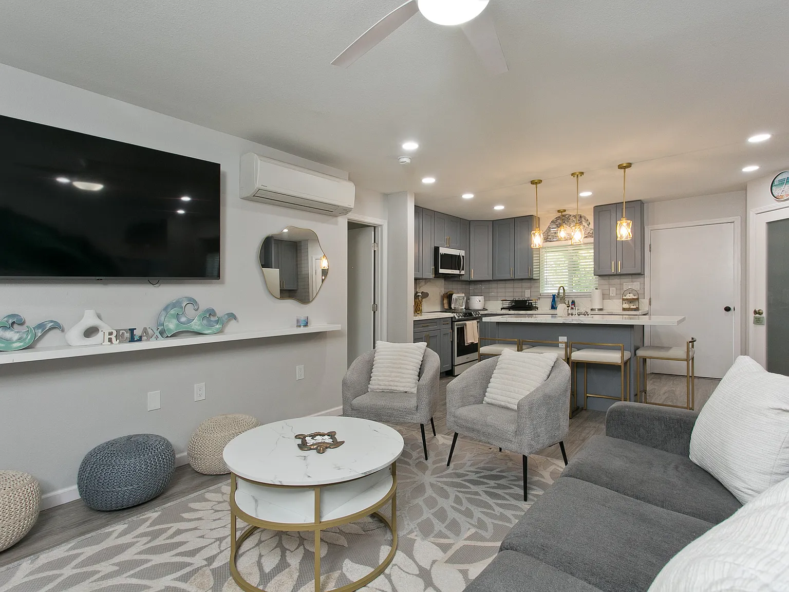 3 bed, 1157 sqft, $5,800 — Photo 3