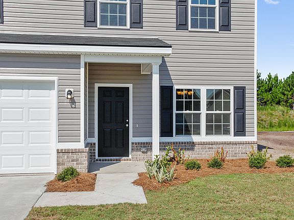 Palmyra - Front Entry Porch