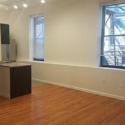 2nd image of 48 Winter St #23