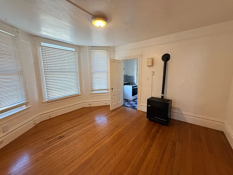 1628 Fairview St — Photo 11