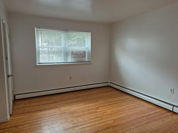 4122A Terrace St #1, Philadelphia, PA 19128