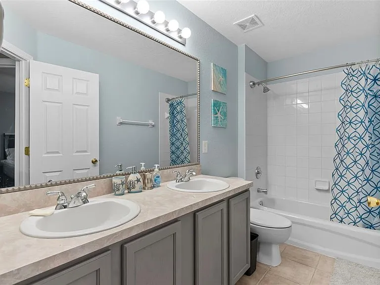 215 Gleneagles Dr — Photo 23