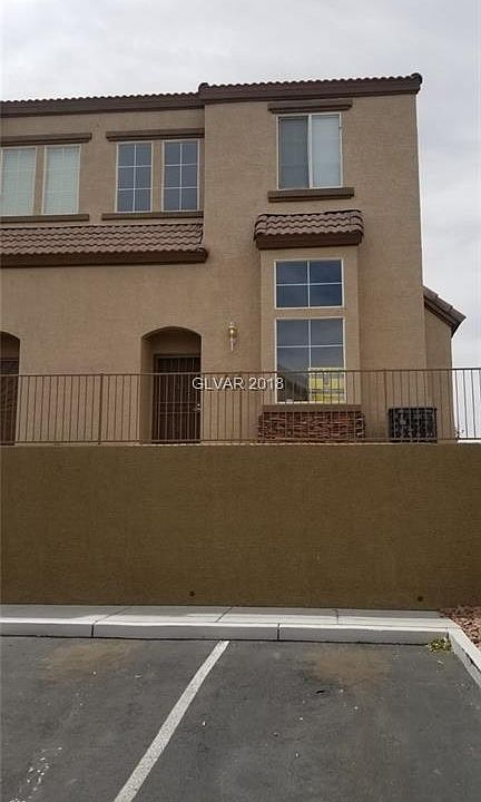 1st image of 1432 Sindelar Ct