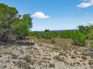 455 Oak View, Lakehills, TX 78063