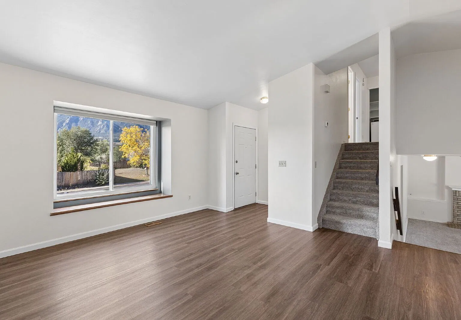 4 bed, 3.0 bath, 1782 sqft, $2,450 — Photo 3
