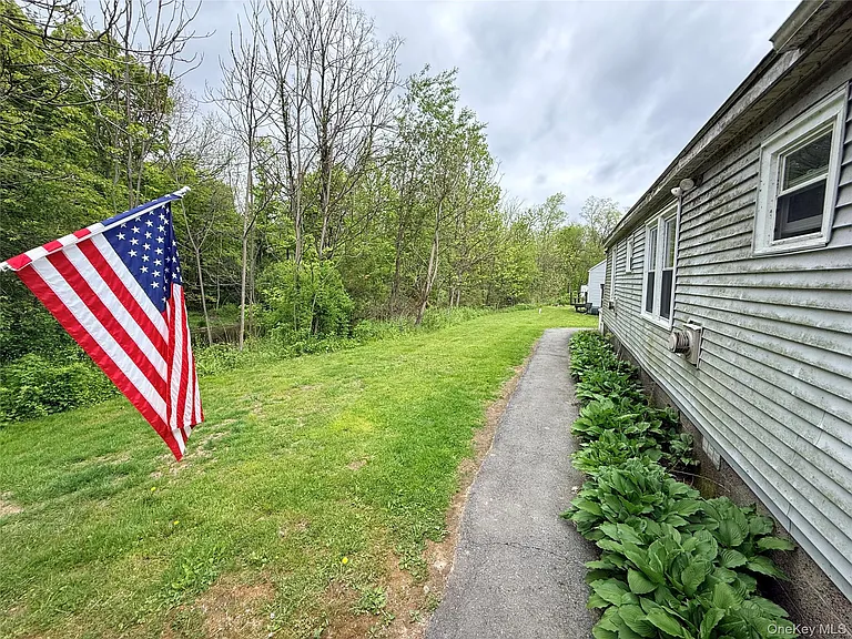 26 Quartz Ln #6 — Photo 13