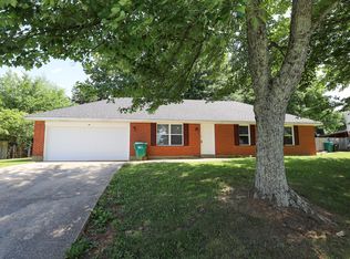 582 Pearman Ave, Radcliff, KY 40160
