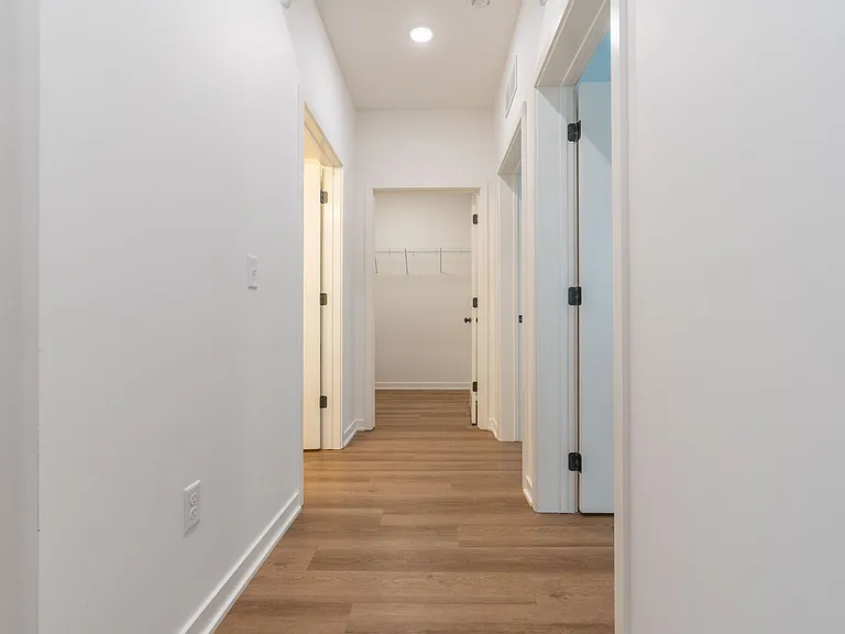 110 N Delaware Ave — Photo 14