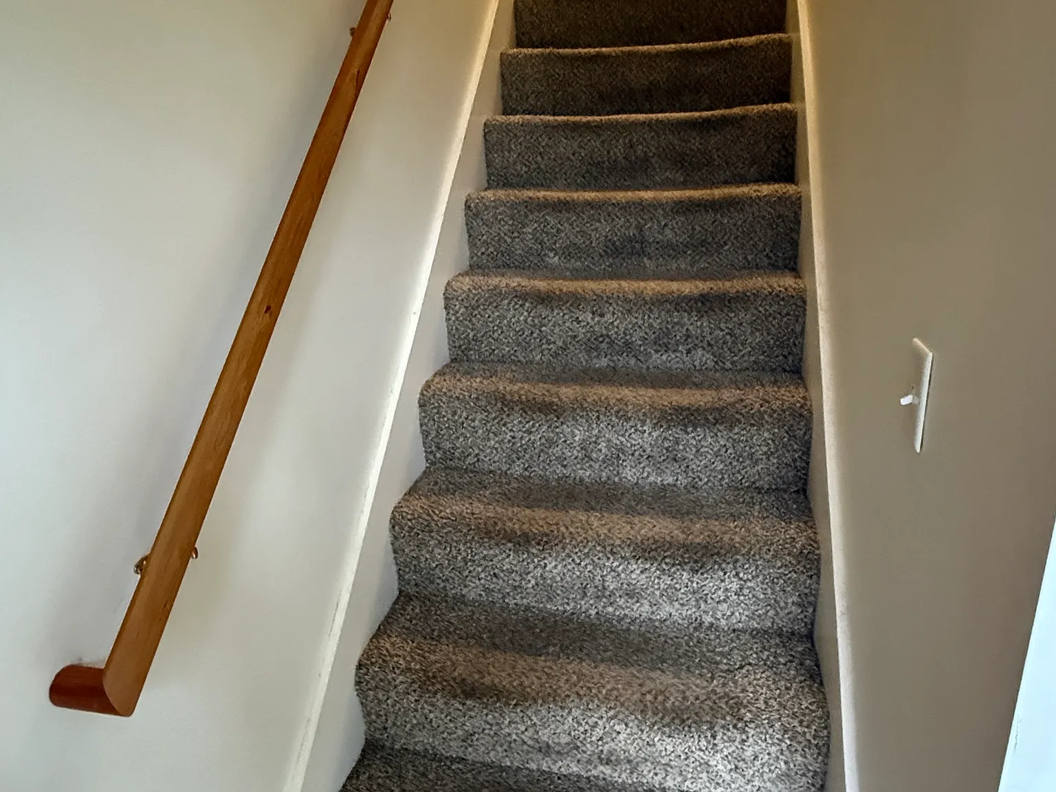 2 bed, 1200 sqft, $2,400 — Photo 1