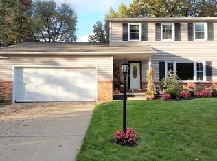 360 Tammery Dr, Tallmadge, OH