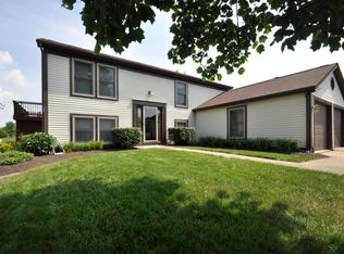 365 Meadows Blvd, Pickerington, OH 43147
