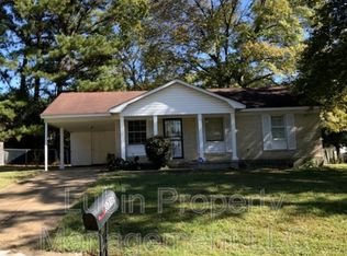 3716 Ridgemont Rd, Memphis, TN 38128