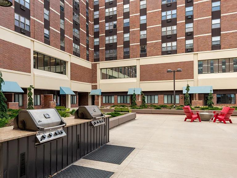 Mears Park Place — Photo 6