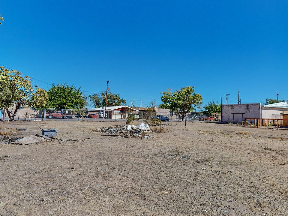 2nd image of LOT 6 Eight