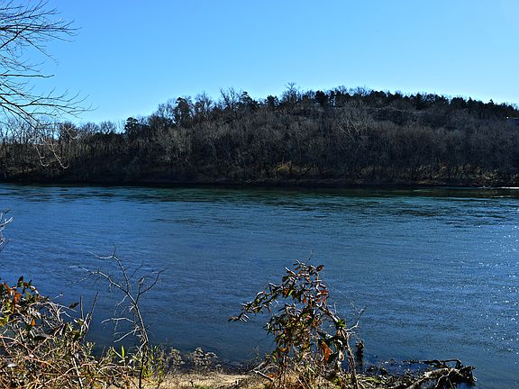 4th image of 1 River Breeze Ln