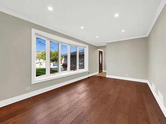 5th image of 4605 W Spencer Ln