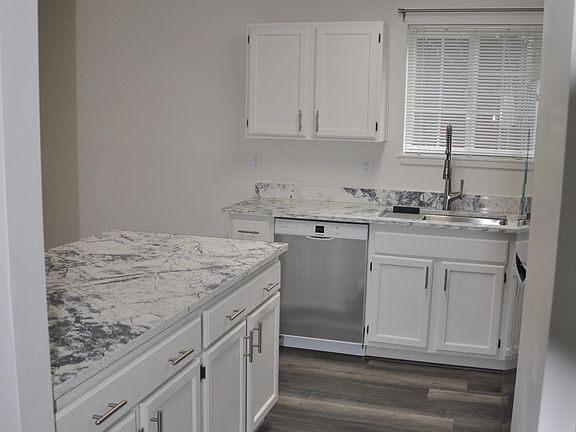 Kitchen / Living Room