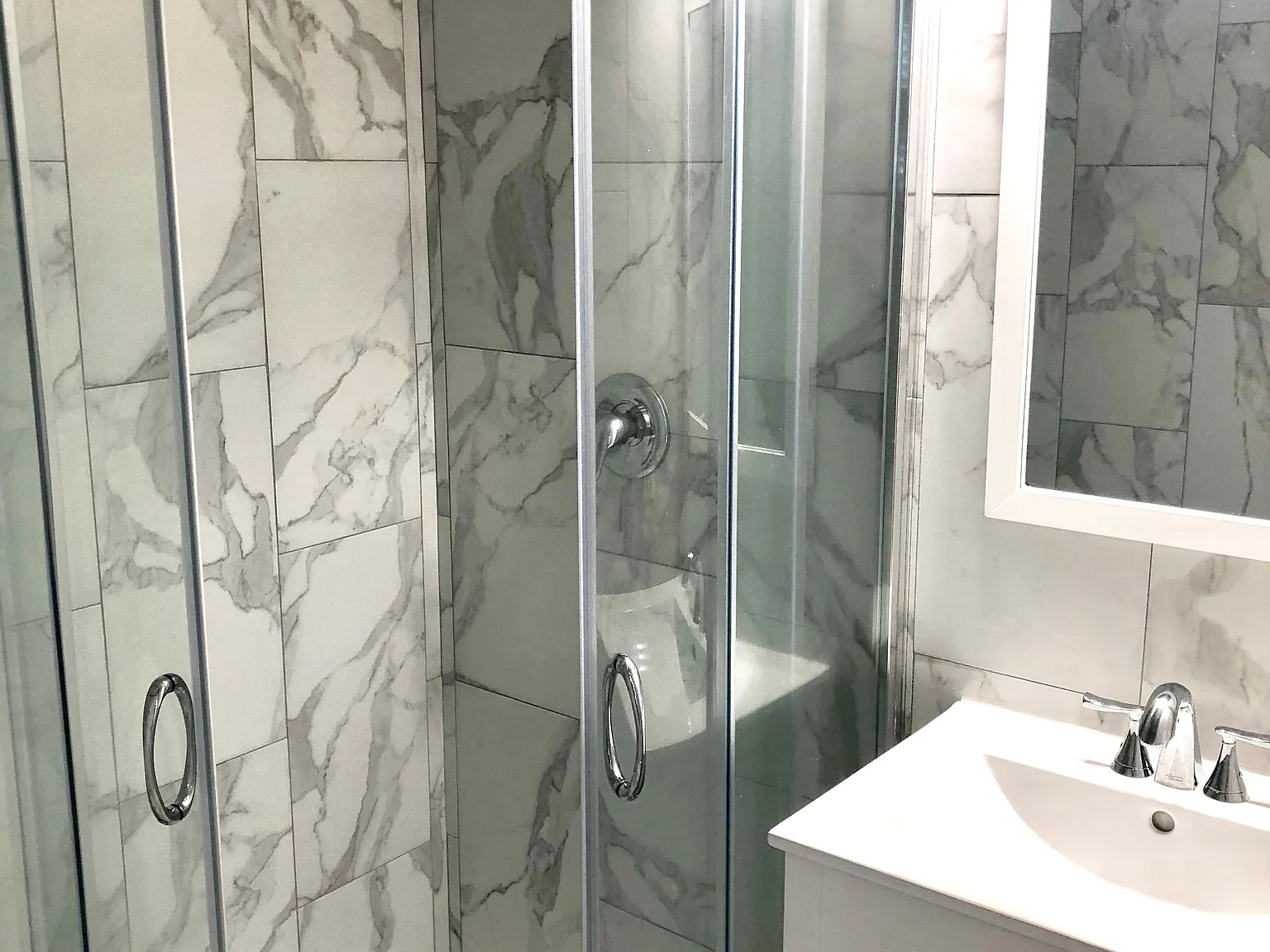 2 bed, 2.0 bath, 750 sqft, $2,000 — Photo 3