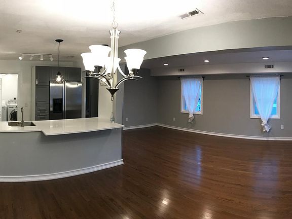 Living Room/Dining Room