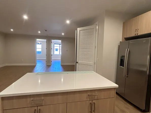 684 Main Ave #201, Passaic, NJ 07055