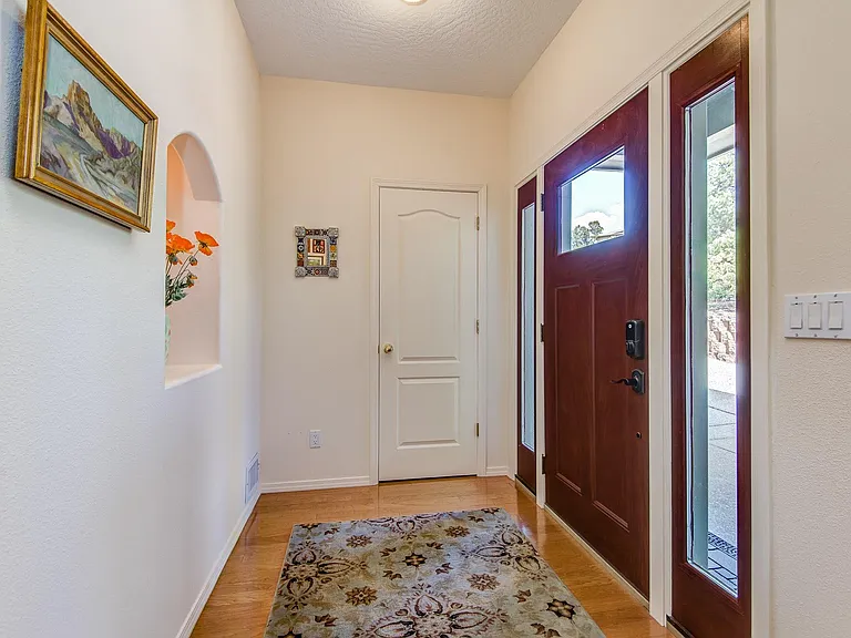 65 Kashmir Rd — Photo 8