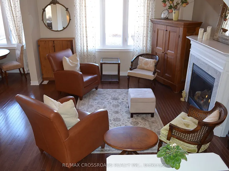 52 Dungannon Dr — Photo 4