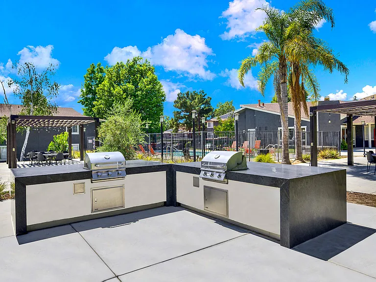 Monterra Ridge Apartments — Photo 20