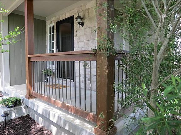 3rd image of 312 Lakeview Ct
