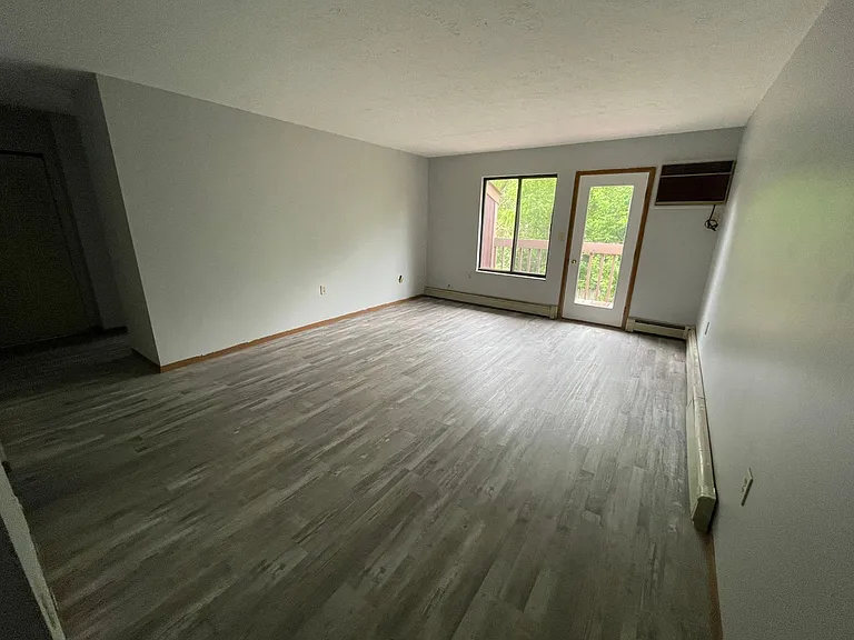 Southside Apartments — Photo 2