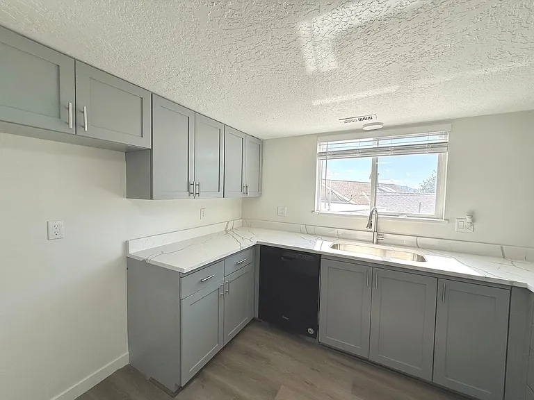 3053 E Branch Dr — Photo 20