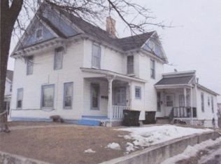 190 N Monroe St, Waterloo, WI 53594