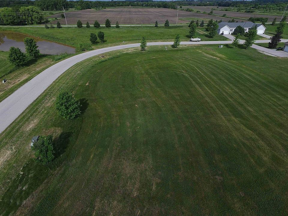 1st image of Waterway Dr #17