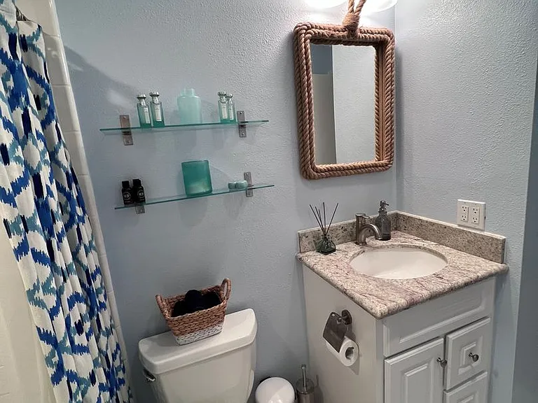601 Acorn Ct — Photo 27