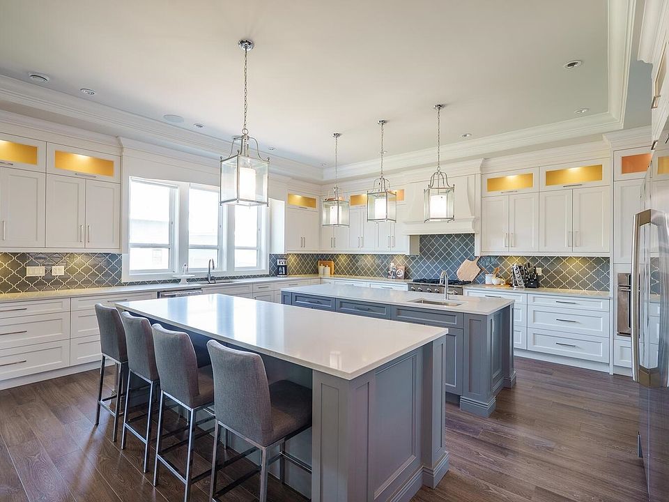 18679 54a Ave, Surrey, BC V3S 8R7 | Zillow