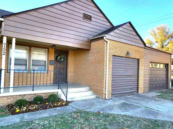 752 N 14th St, Ponca City, OK 74601