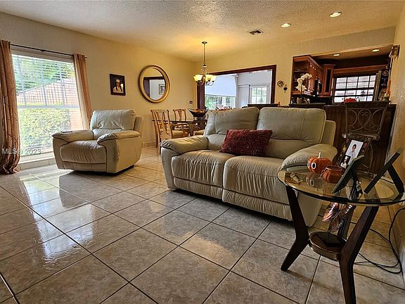 2nd image of 7413 Twin Sabal Dr #7413