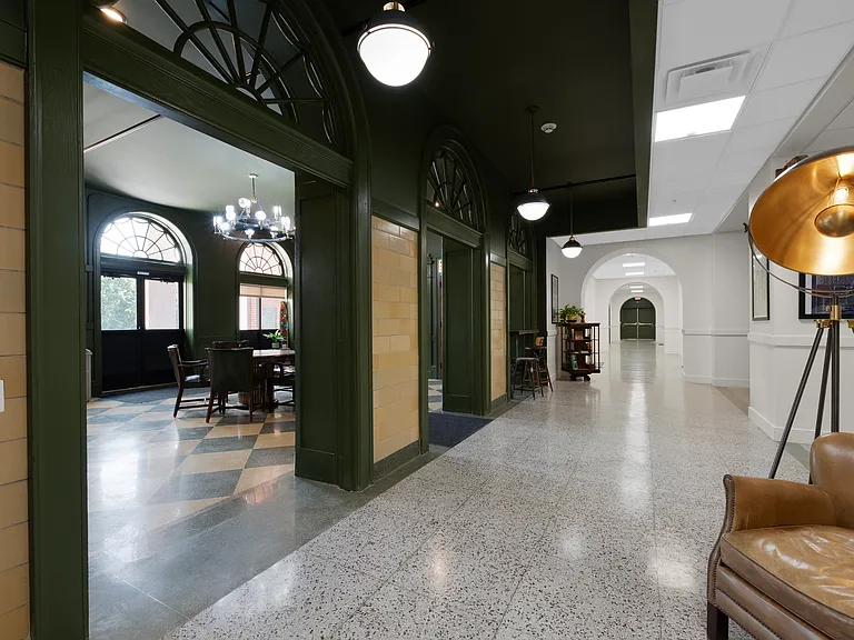 The Grad Luxury Apartments — Photo 17