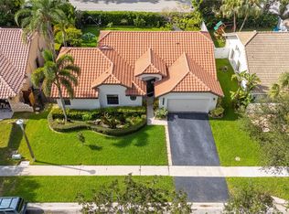 10900 NW 18th Ct, Plantation, FL 33322