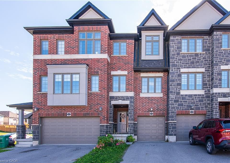 1st image of 120 Monarch Woods Dr