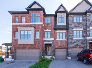 120 Monarch Woods Dr, Kitchener, ON N2P0K3