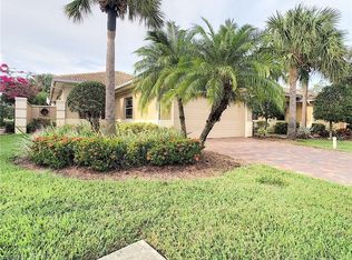 9322 Trieste Dr, Fort Myers, FL 33913