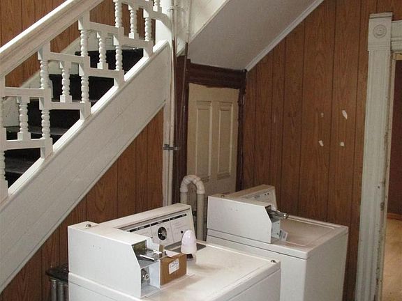 Hallway Washer & Dryer