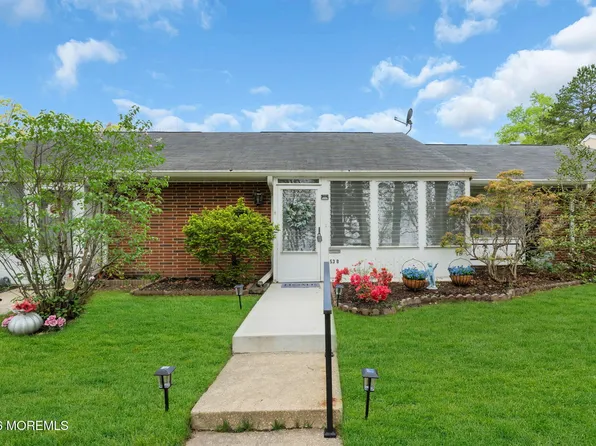 53 Cambridge Court #B, Lakewood, NJ 08701