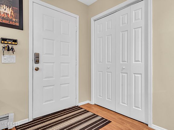 3rd image of 68 Freeport Boulevard