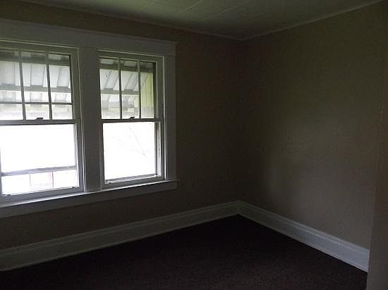 4th image of 2801 Ferry Ave